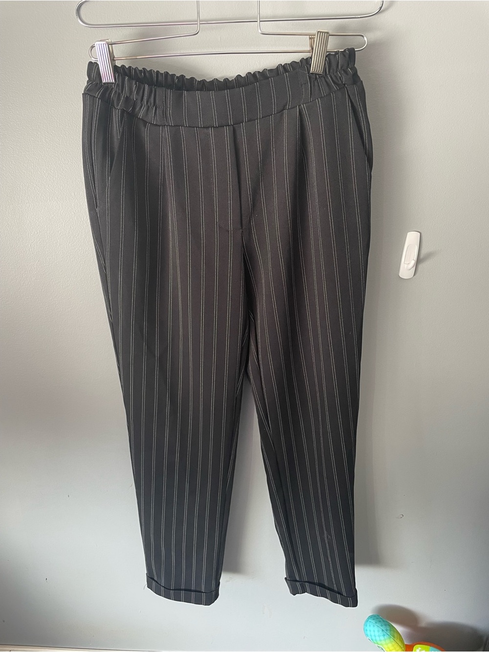Women’s Lily Morgan Black Pinstripe Stretch Tapered Pants